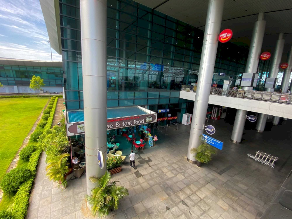 Nhà ga sân bay Cát Bi gồm 2 tầng